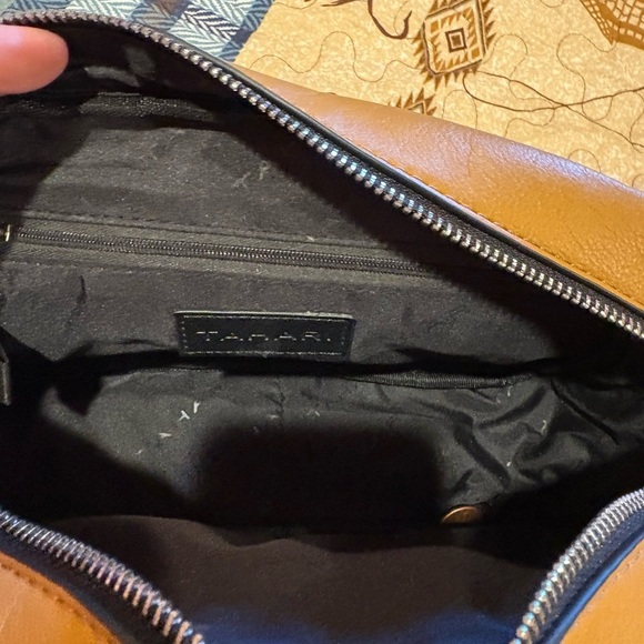 Tahari Tan and White Camera Bag - Picture 7 of 13